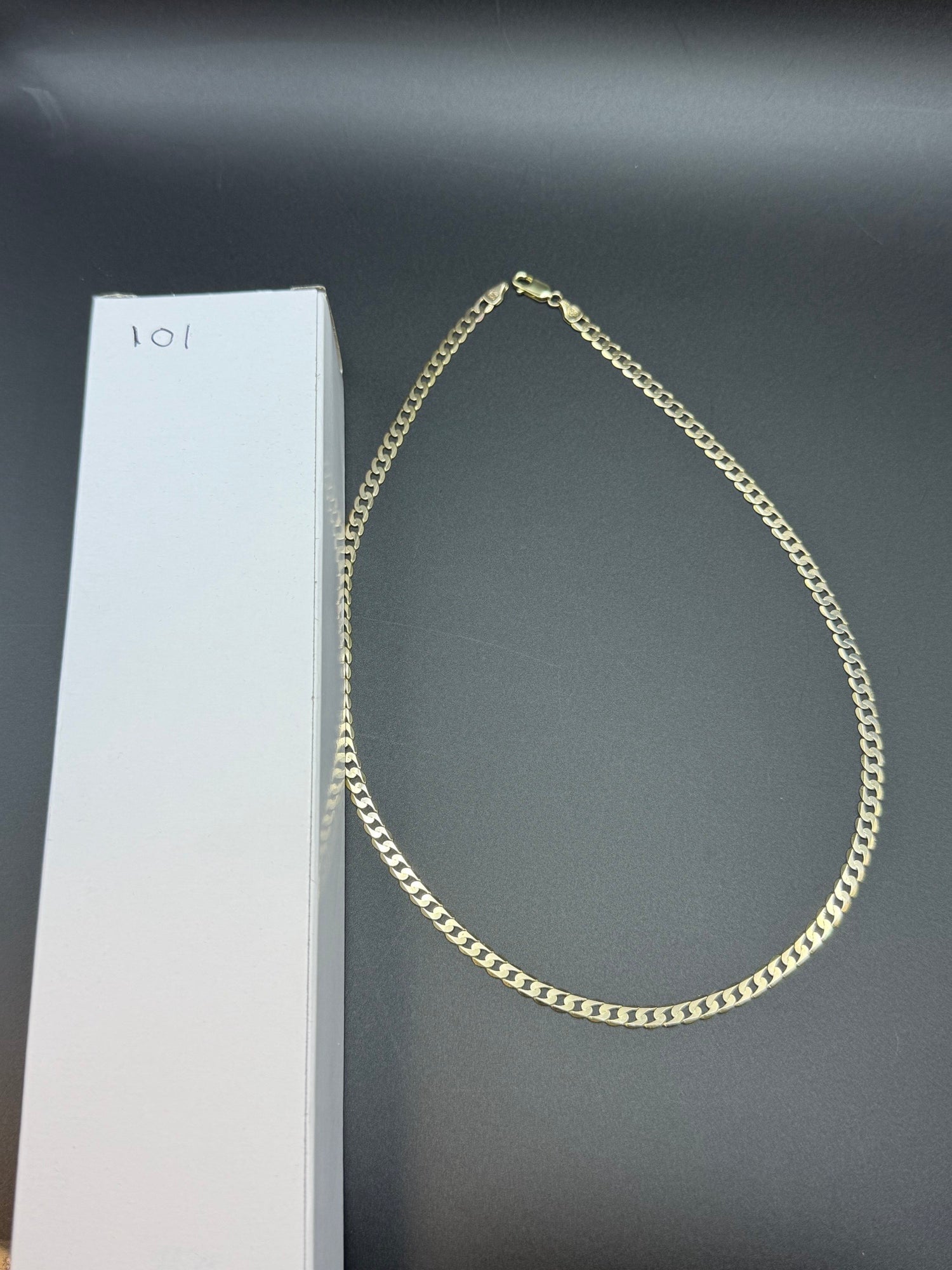 Solid 9ct Yellow Gold Curb Chain Necklace 46cm 10.7g 375 Hallmarked