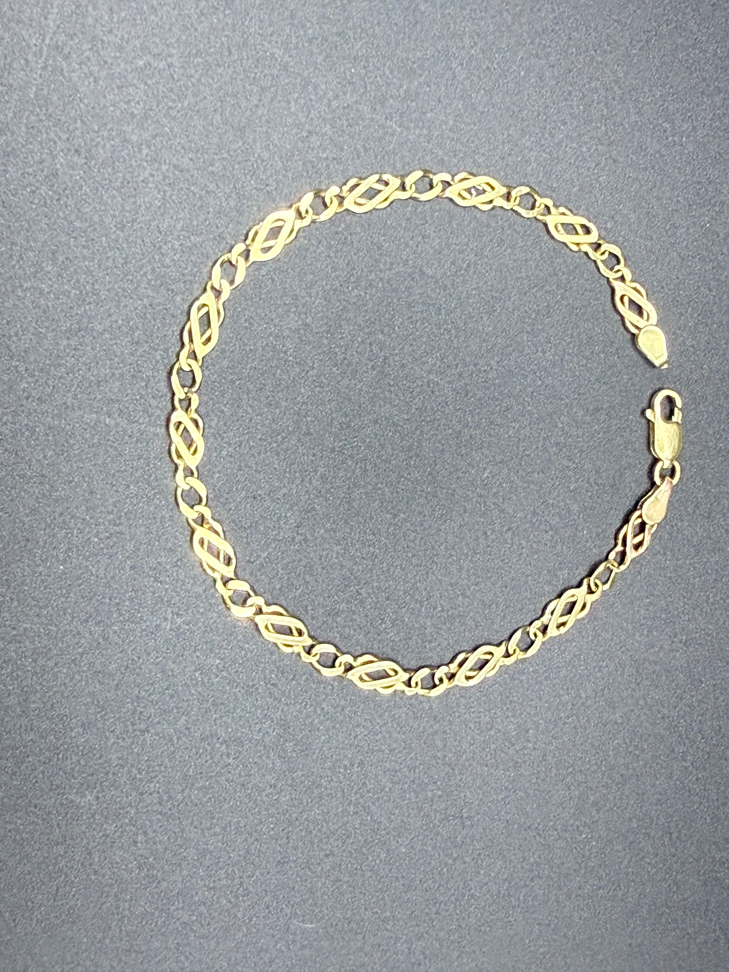 Solid 9ct Yellow Gold Celtic Knot Bracelet 20cm 3.8g 375 Hallmarked
