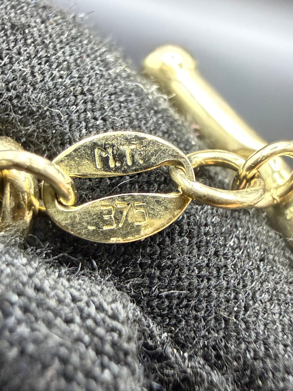 Solid 9ct Yellow Gold Belcher Bracelet T-Bar Toggle 19.5cm 4.4g 375
