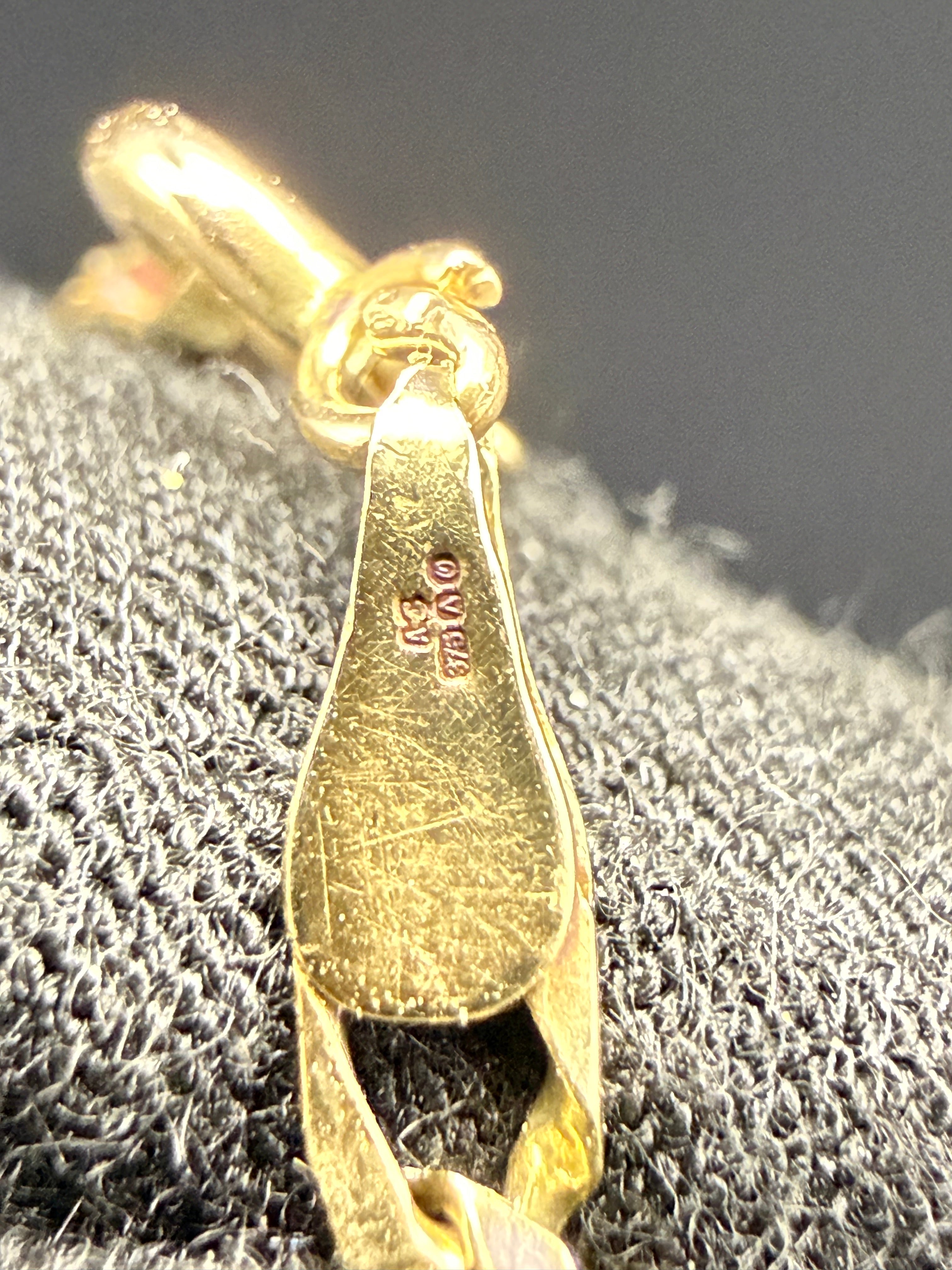 Solid 9ct Yellow Gold Curb Chain Necklace 66cm 8.5g 375 Long