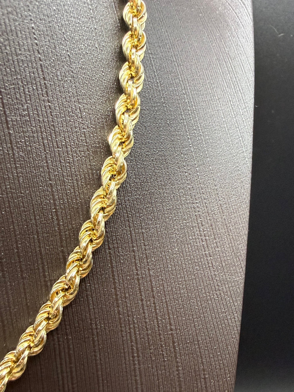 Solid 9ct Yellow Gold Italian Rope Chain Necklace 41cm 10.7g 375