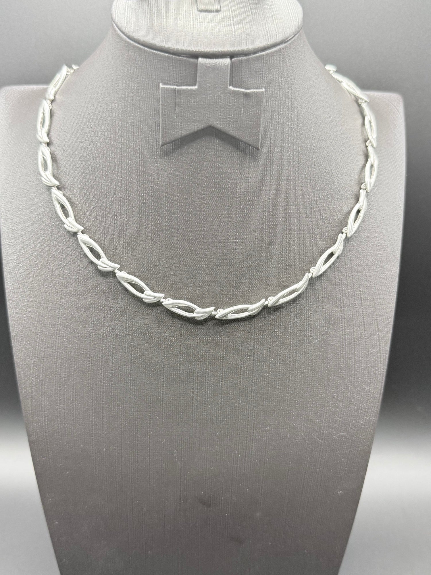 Sterling Silver Fancy Leaf Link Necklace 40cm 22.7g 925 Satin