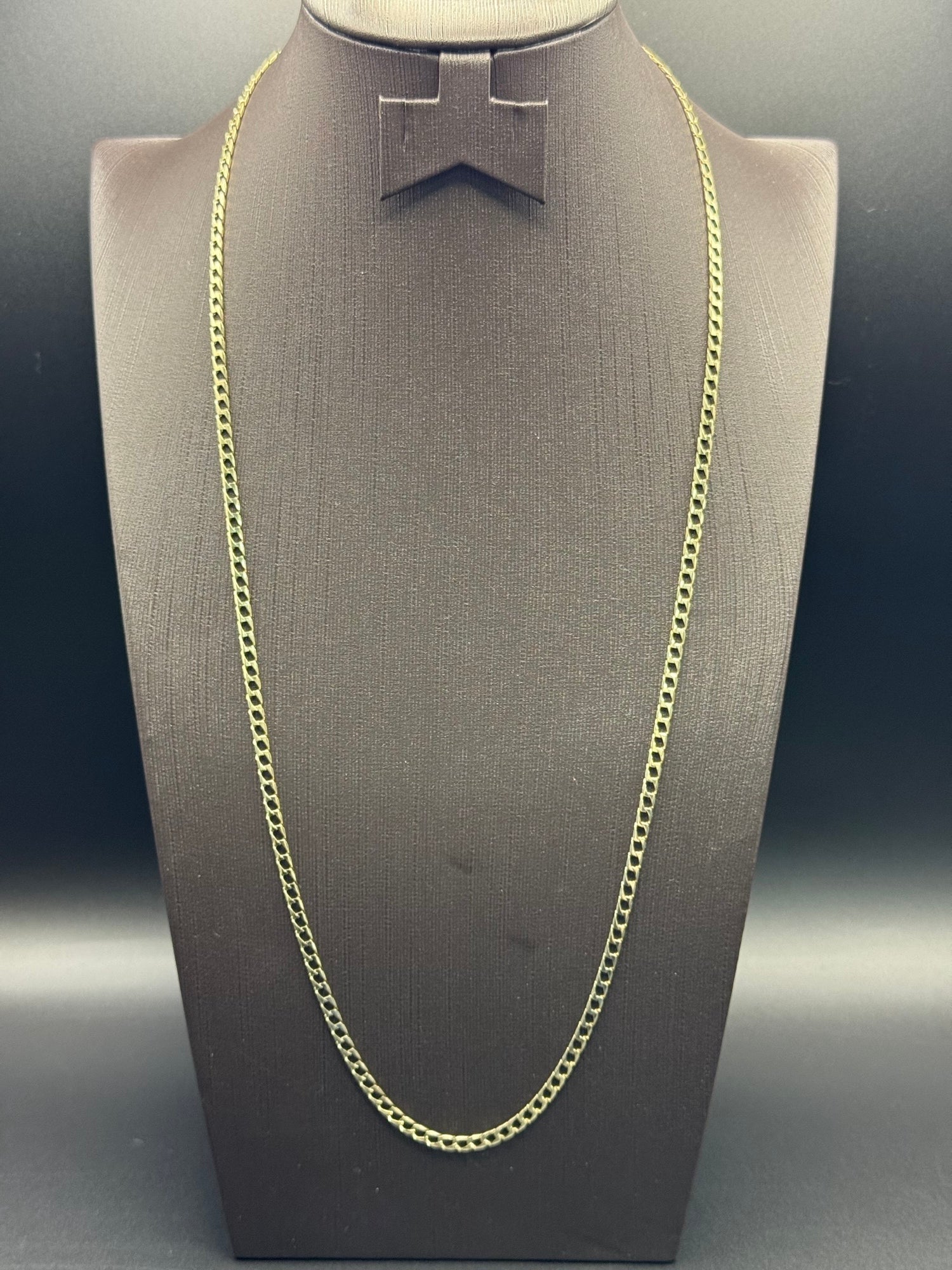 Solid 9ct Yellow Gold Curb Chain Necklace 66cm 8.5g 375 Long
