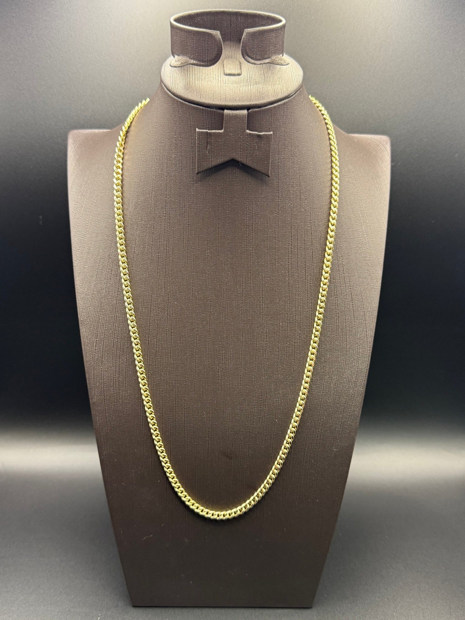 Solid 9ct Yellow Gold Italian Curb Chain Necklace 60cm 19.6g 375