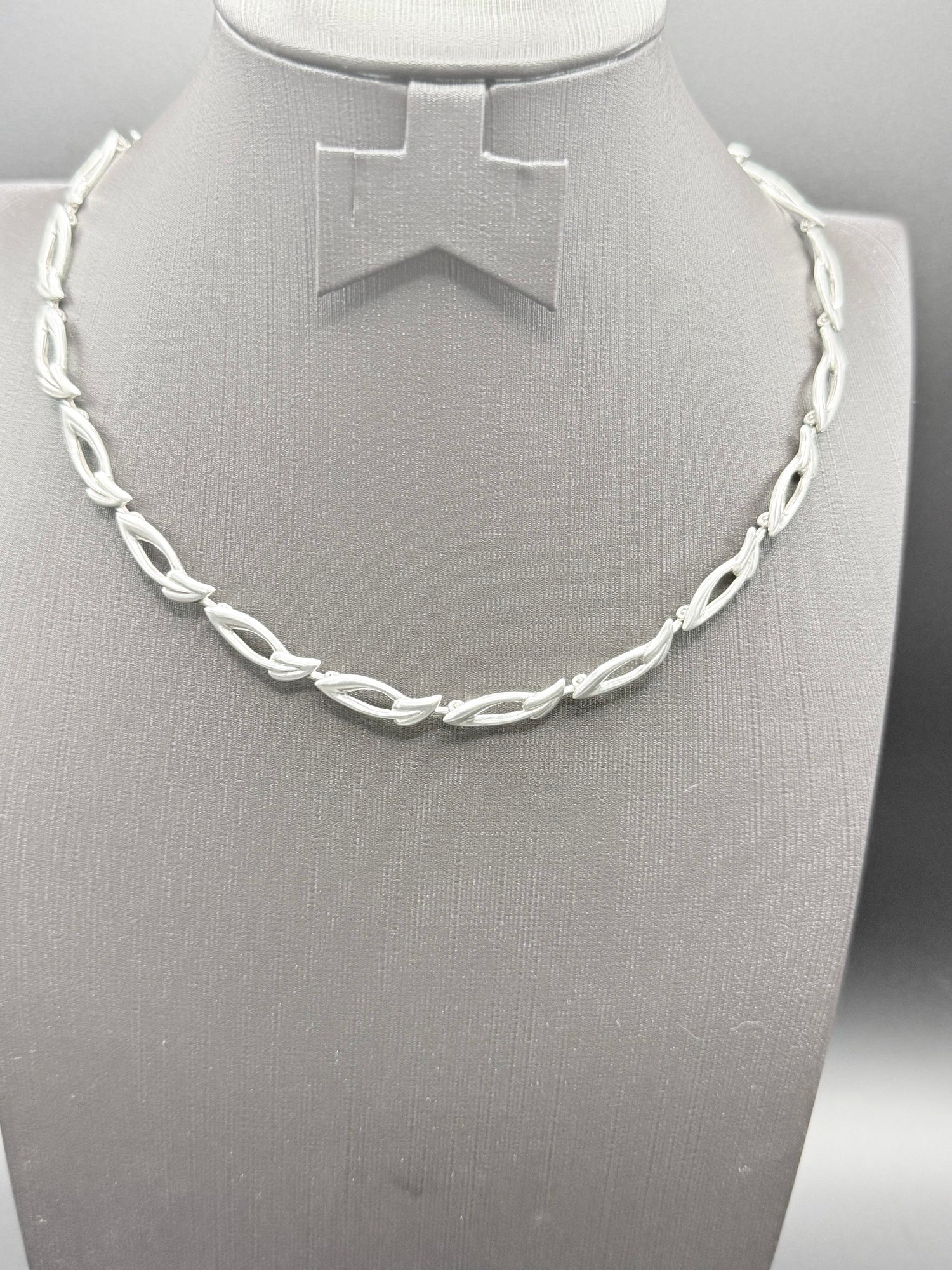 Sterling Silver Fancy Leaf Link Necklace 40cm 22.7g 925 Satin