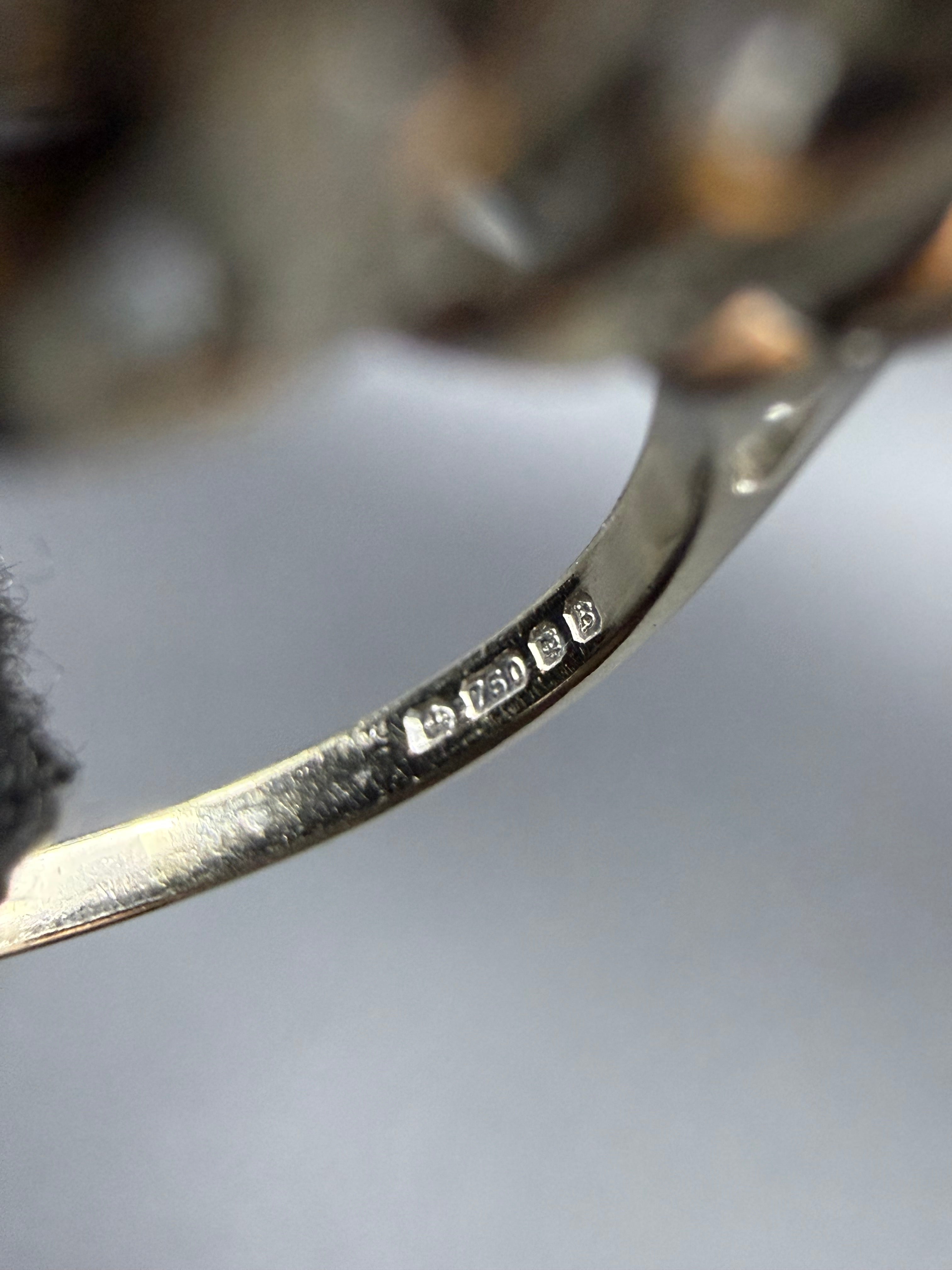 18ct White Gold Five Stone Diamond Ring Size R 1/2 5.2g 750 London
