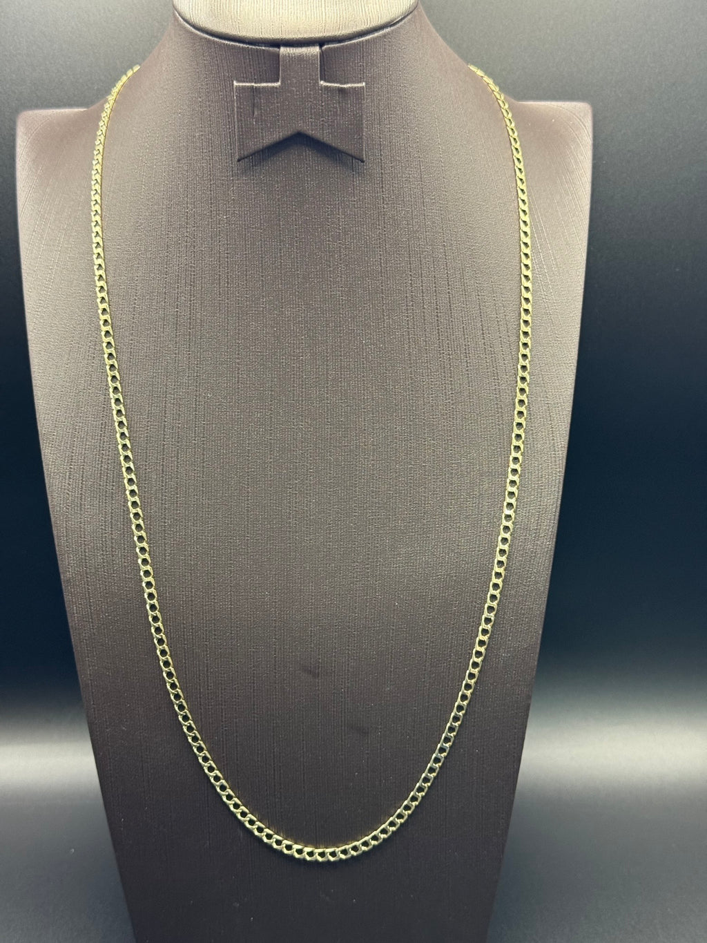 Solid 9ct Yellow Gold Curb Chain Necklace 66cm 8.5g 375 Long