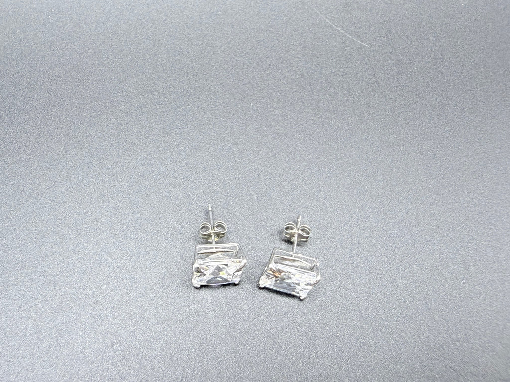 9ct White Gold Cubic Zirconia Princess Cut Stud Earrings Boxed