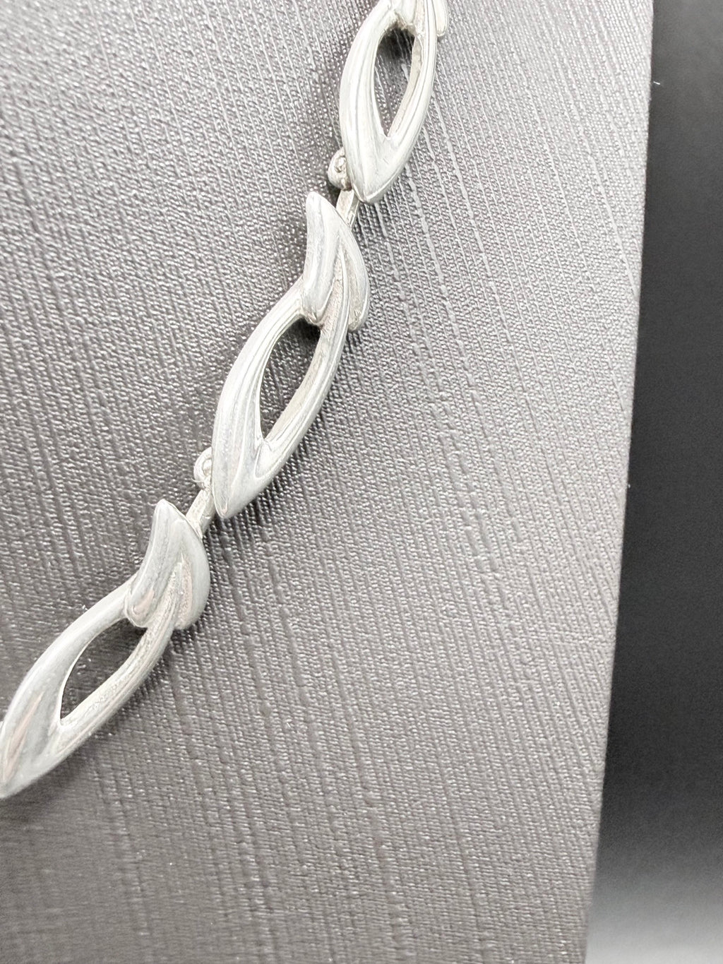 Sterling Silver Fancy Leaf Link Necklace 40cm 22.7g 925 Satin