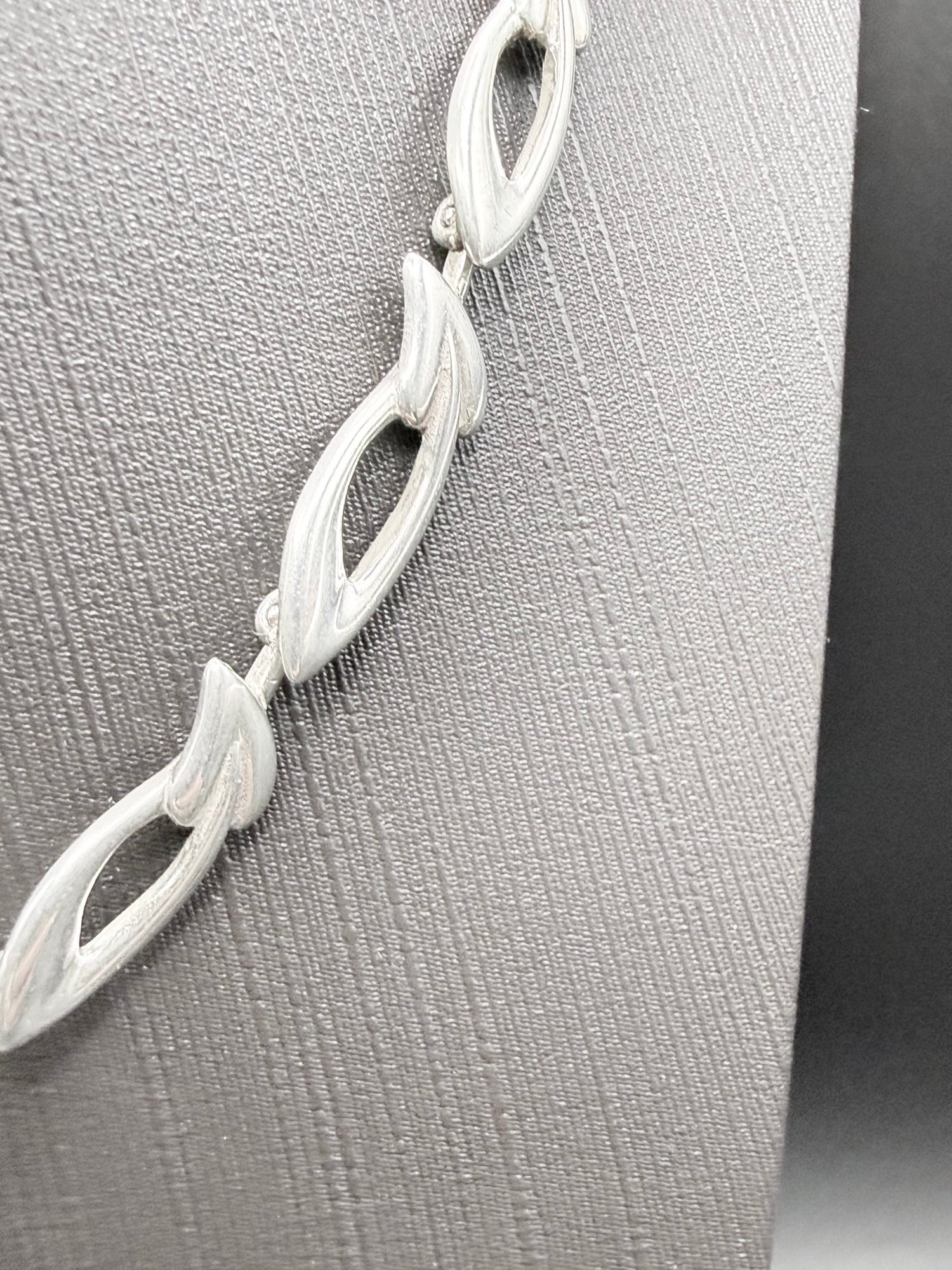 Sterling Silver Fancy Leaf Link Necklace 40cm 22.7g 925 Satin
