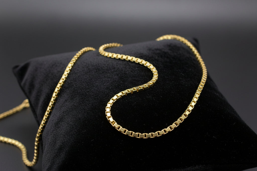Boodles Solid 18ct Yellow Gold Box Link Chain Necklace 42cm 11g Signed