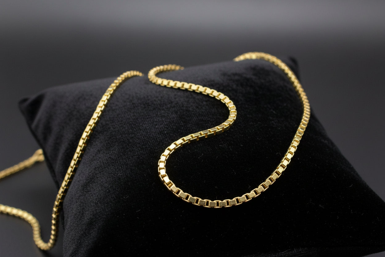 Boodles Solid 18ct Yellow Gold Box Link Chain Necklace 42cm 11g Signed