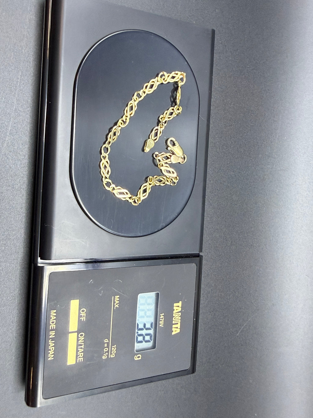 Solid 9ct Yellow Gold Celtic Knot Bracelet 20cm 3.8g 375 Hallmarked