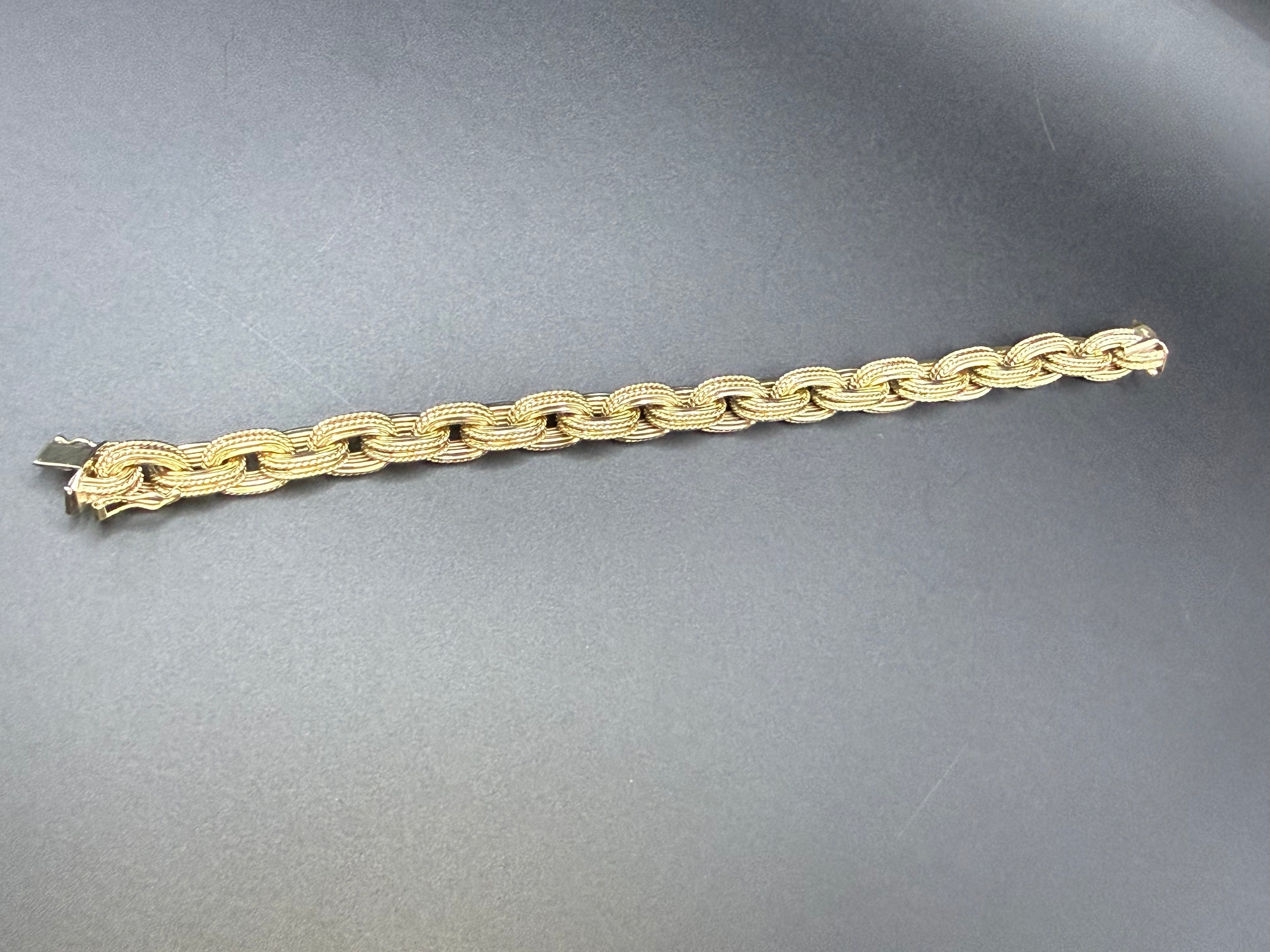 Solid 9ct Yellow Gold Heavy  Bracelet 20cm 29.8g 375