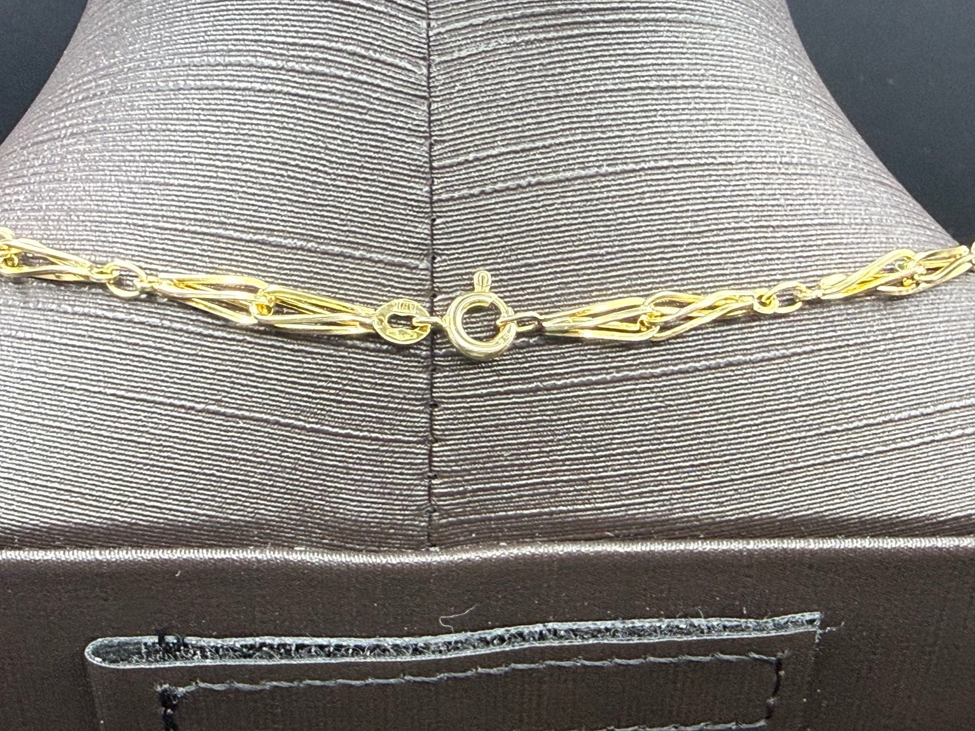 Solid 9ct Gold Italian Chain Necklace 51cm 10.5g 375 Hallmarked