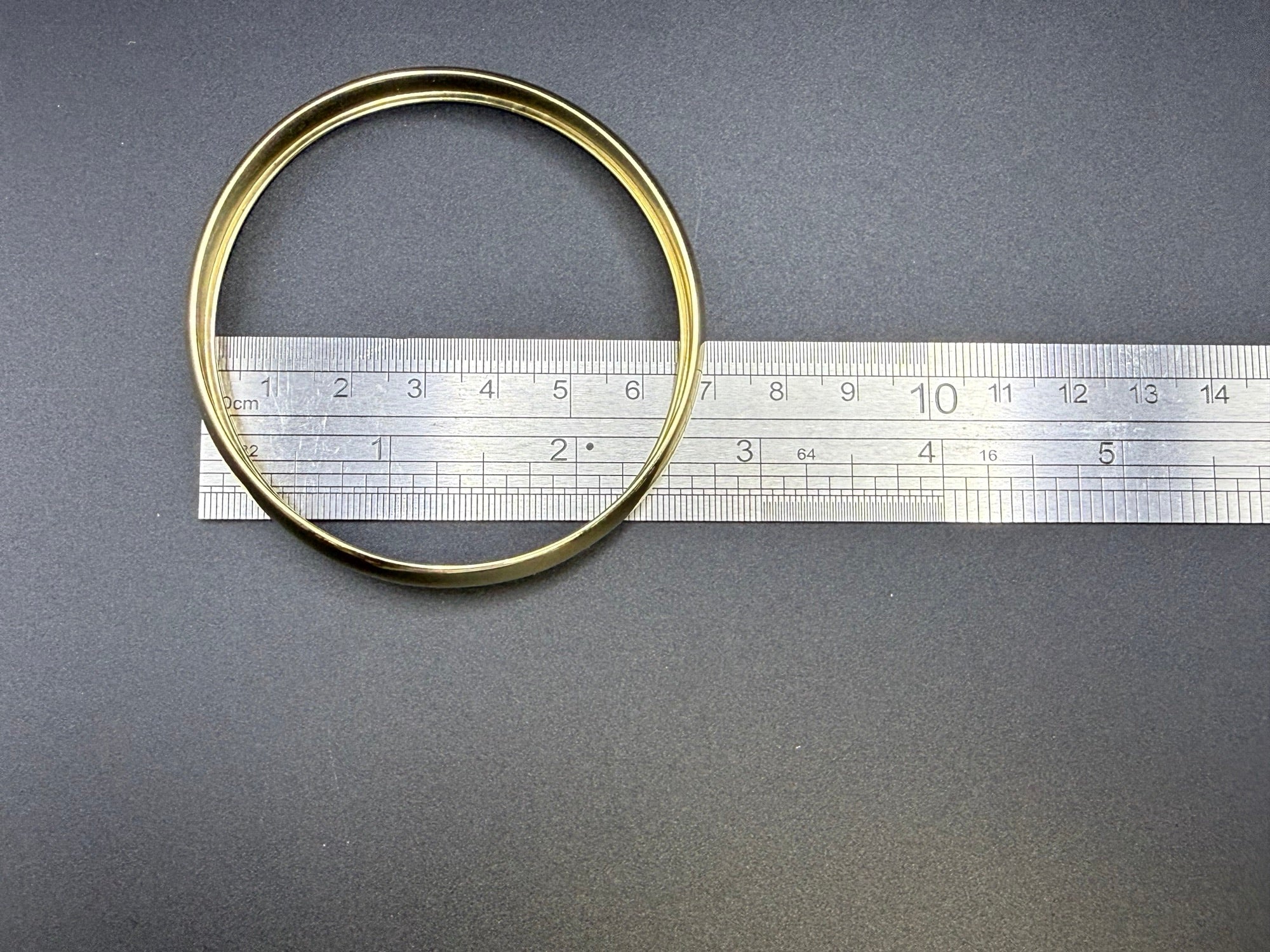 Solid 9ct Yellow Gold D-Section Slip-On Bangle 7.5g 375 London