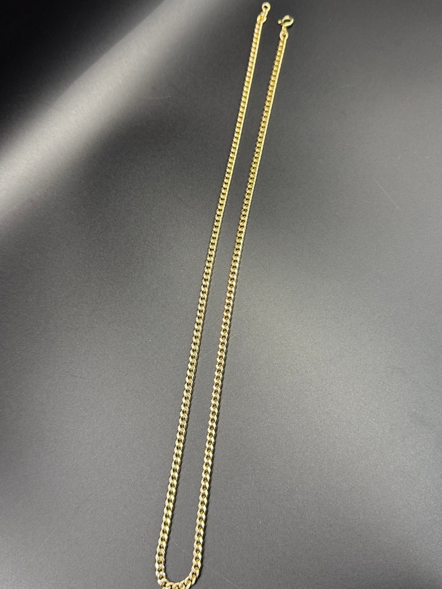 Solid 9ct Yellow Gold Italian Curb Chain Necklace 60cm 19.6g 375