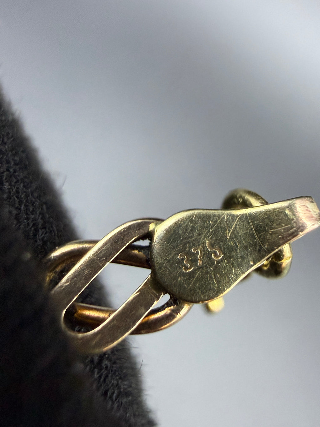 Solid 9ct Yellow Gold Celtic Knot Bracelet 20cm 3.8g 375 Hallmarked