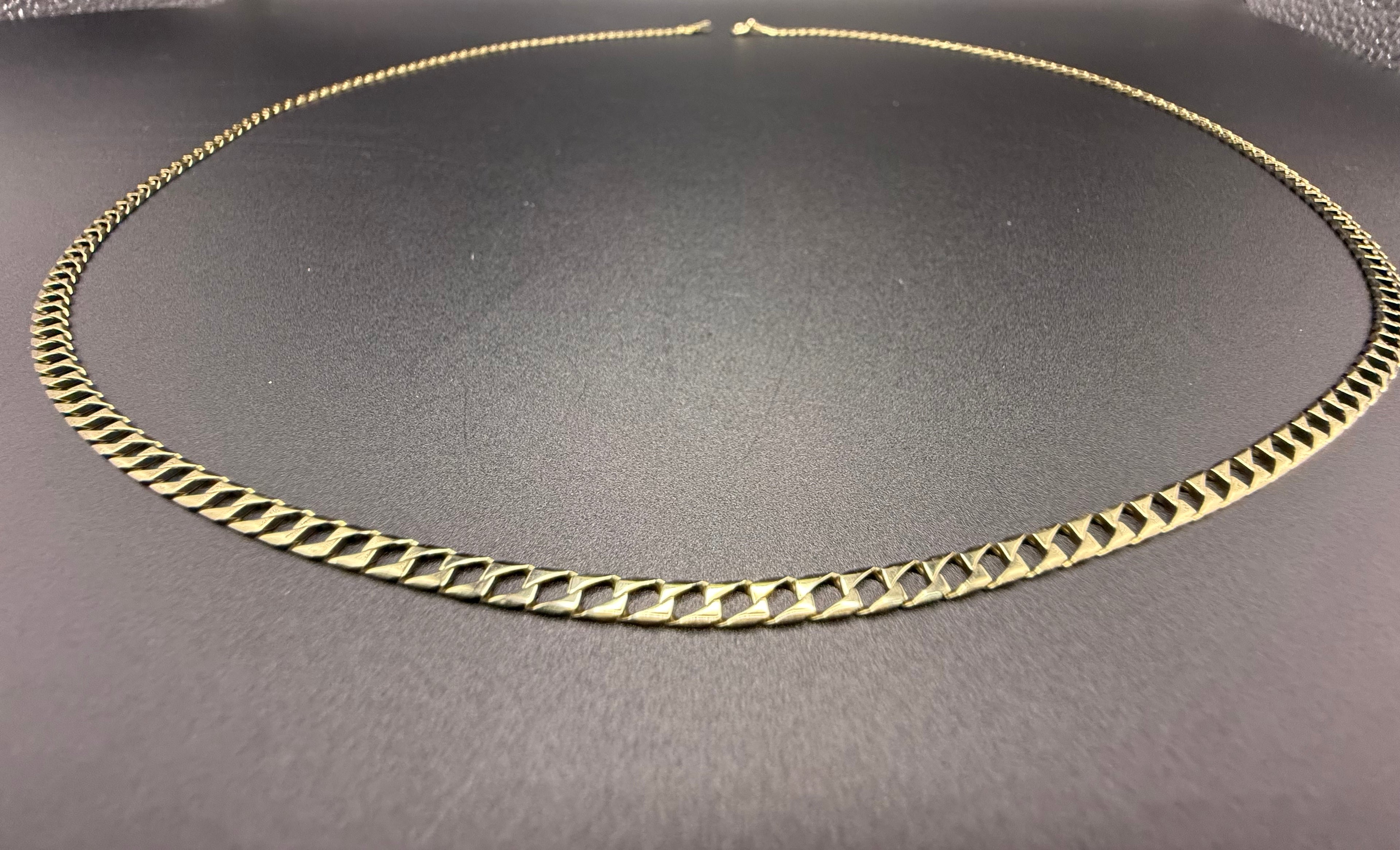 Solid 9ct Yellow Gold Curb Chain Necklace 66cm 8.5g 375 Long
