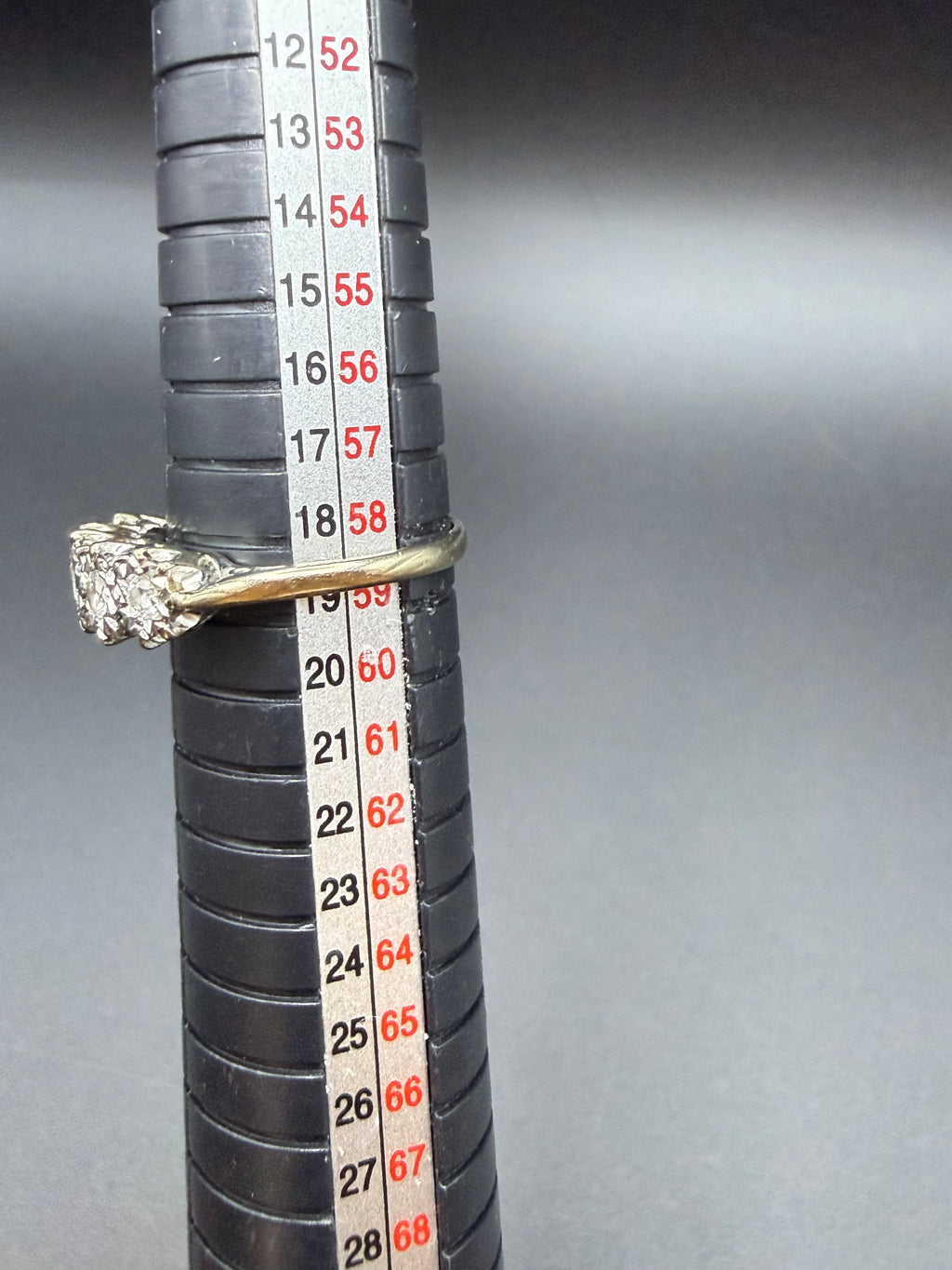 18ct White Gold Five Stone Diamond Ring Size R 1/2 5.2g 750 London