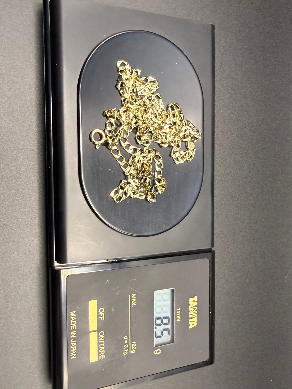 Solid 9ct Yellow Gold Curb Chain Necklace 66cm 8.5g 375 Long