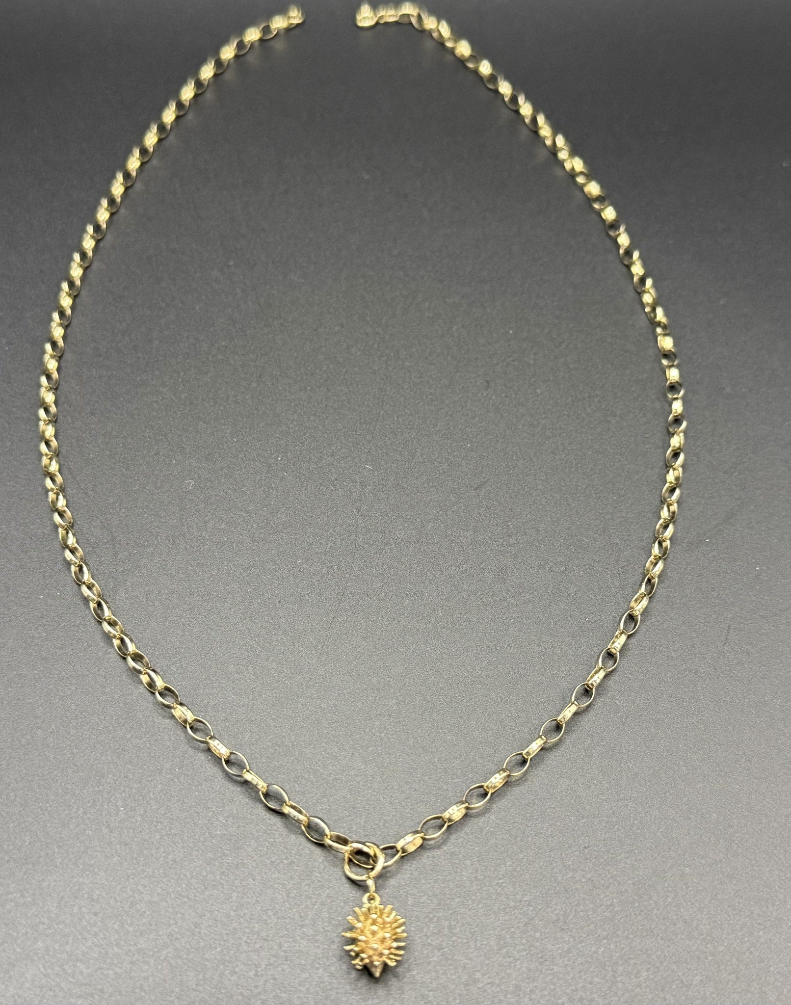 Solid 9ct Gold Belcher Necklace with Hedgehog Charm 52cm 6.3g 375 Sheffield