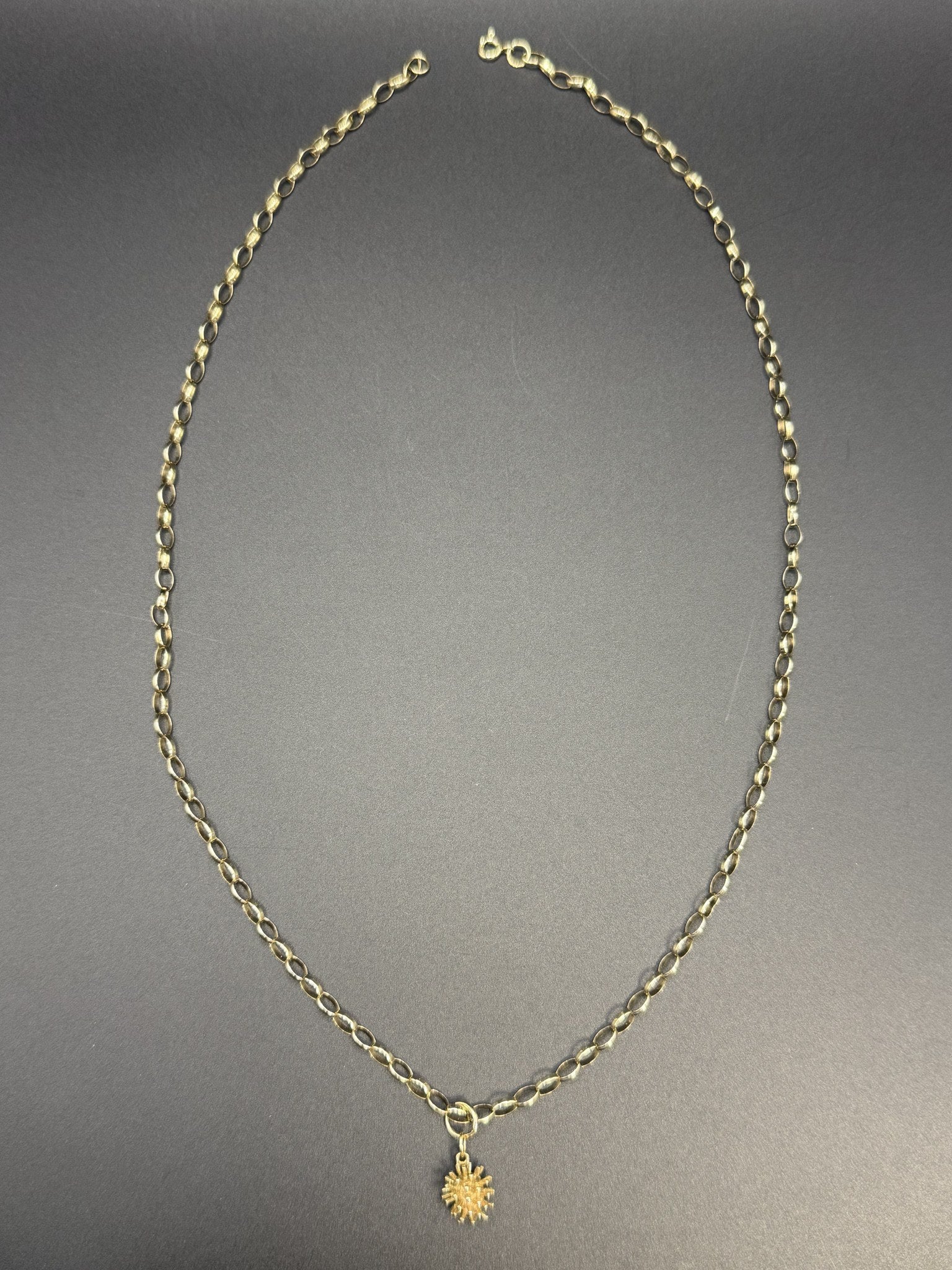 Solid 9ct Gold Belcher Necklace with Hedgehog Charm 52cm 6.3g 375 Sheffield
