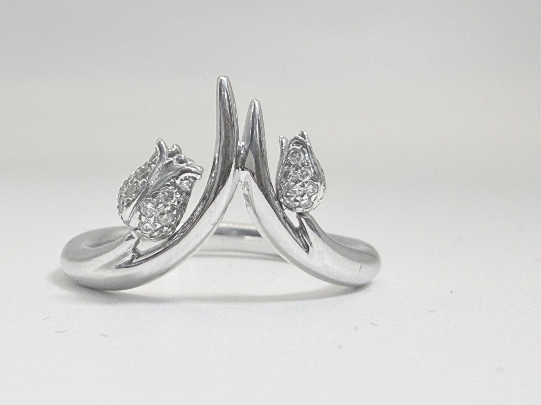 Shaun Leane Maybell 18ct white gold diamond ring