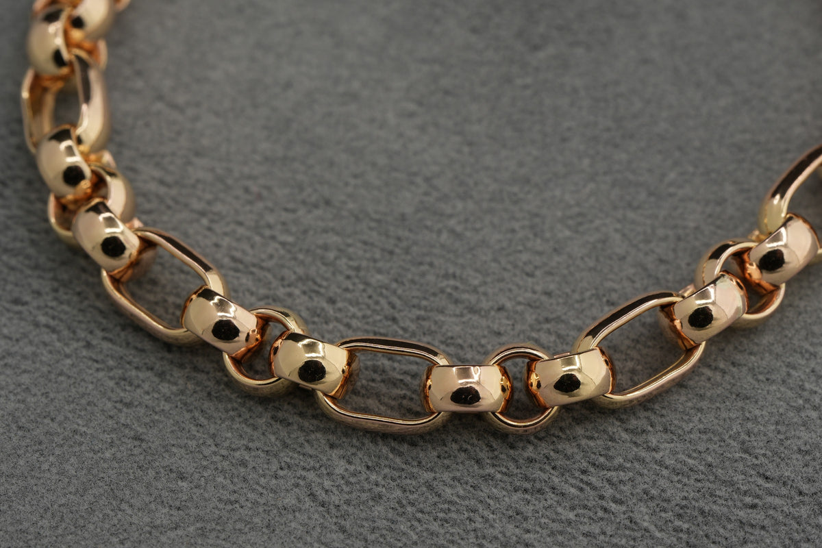 9ct yellow gold oval and hoop link bracelet, hallmarked