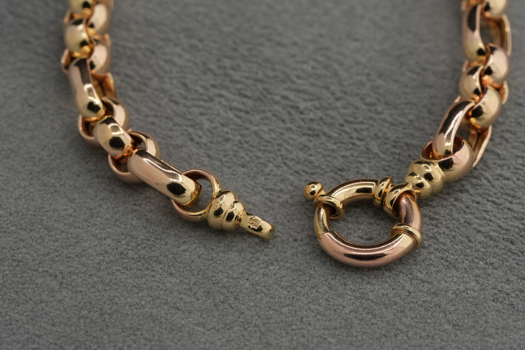 9ct yellow gold oval and hoop link bracelet, hallmarked