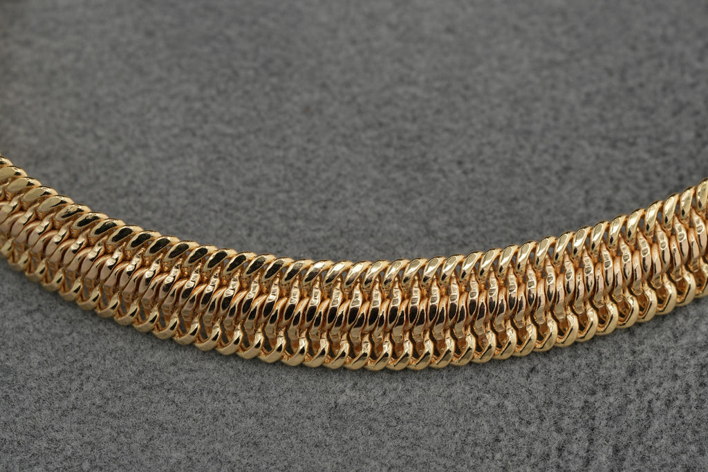 9ct yellow gold open mesh effect bracelet, Sheffield hallmarked