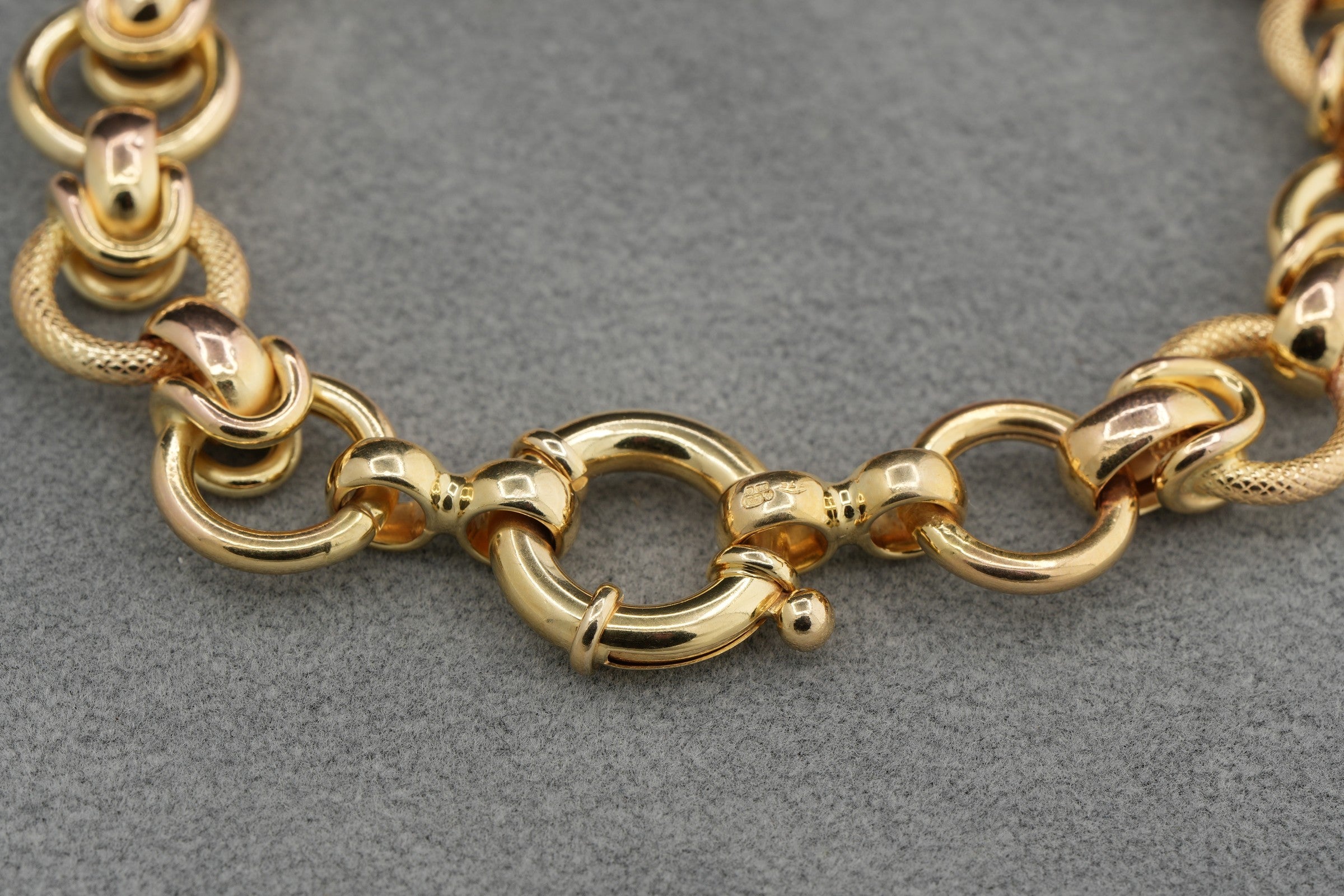 9ct Gold Textured Hoop Link Bracelet 19cm 13g 375 Sheffield Hallmarked Heavy