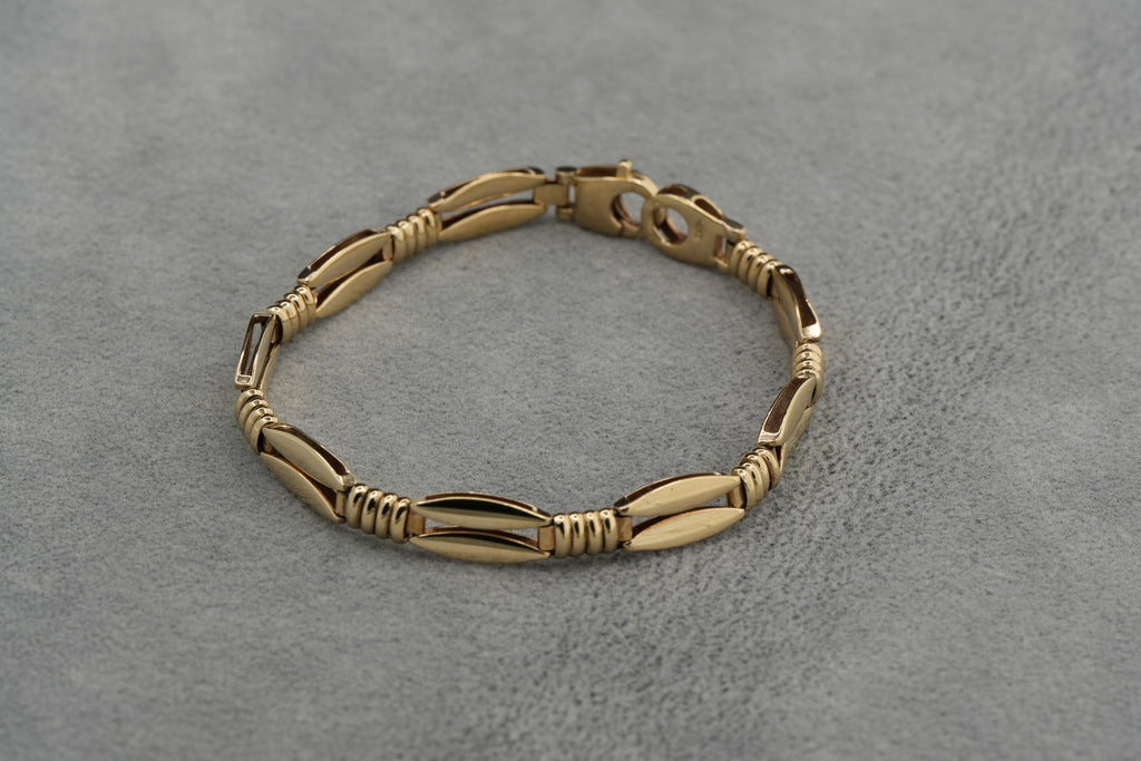 Solid 9ct Gold Coffee Bean Link Bracelet 18.5cm 9.8g 375 Hallmarked Ladies Gift