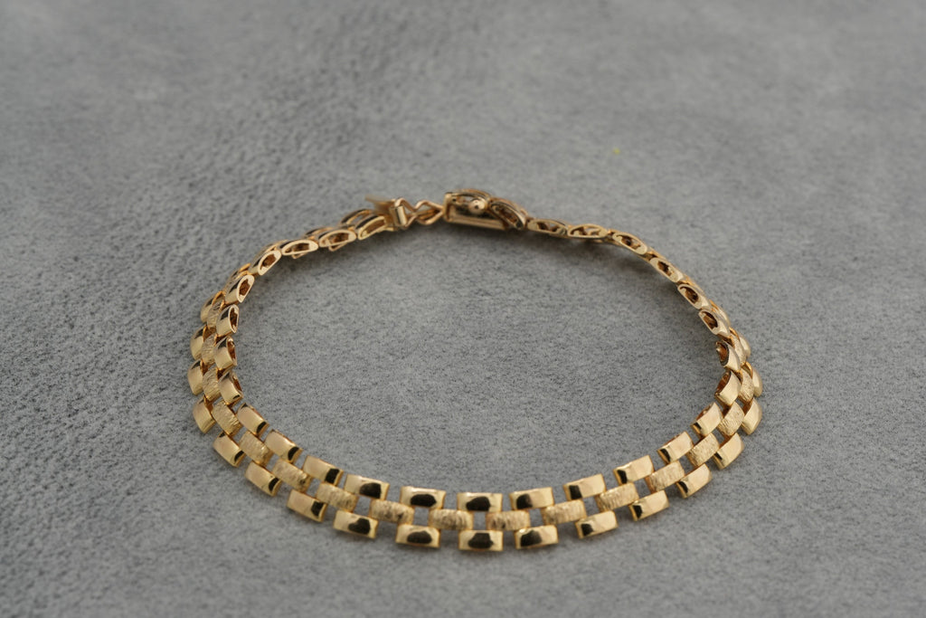 9ct Gold Panther Link Bracelet 20cm 8.0g 375 Hallmarked Ladies Statement Gift