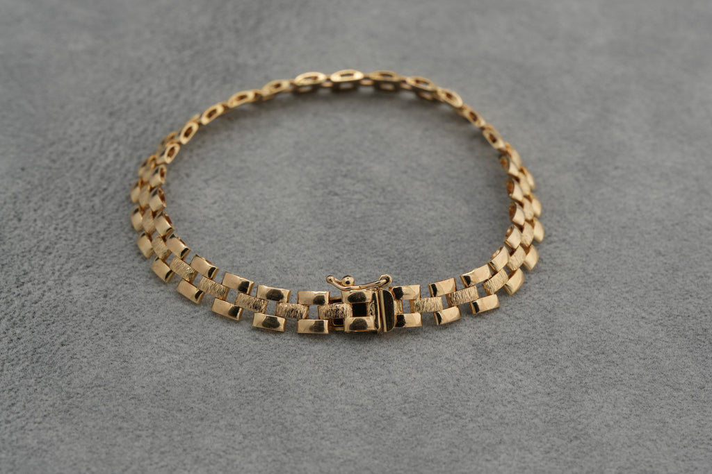 9ct Gold Panther Link Bracelet 20cm 8.0g 375 Hallmarked Ladies Statement Gift