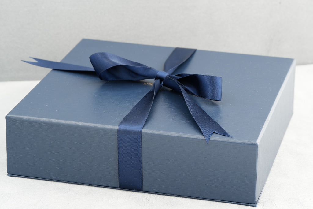 Chapman Gold navy presentation box with ribbon