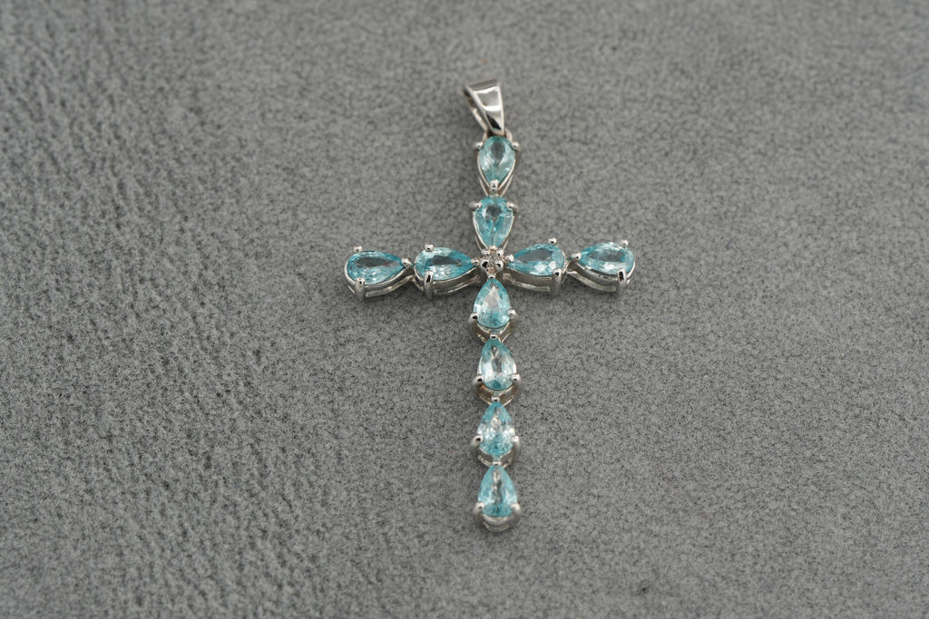 9ct white gold London blue topaz cross pendant