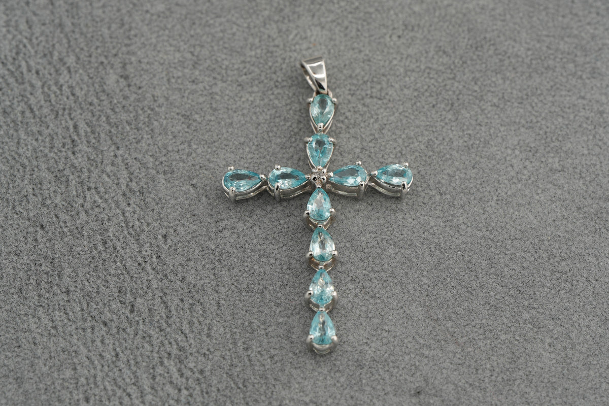 9ct white gold London blue topaz cross pendant