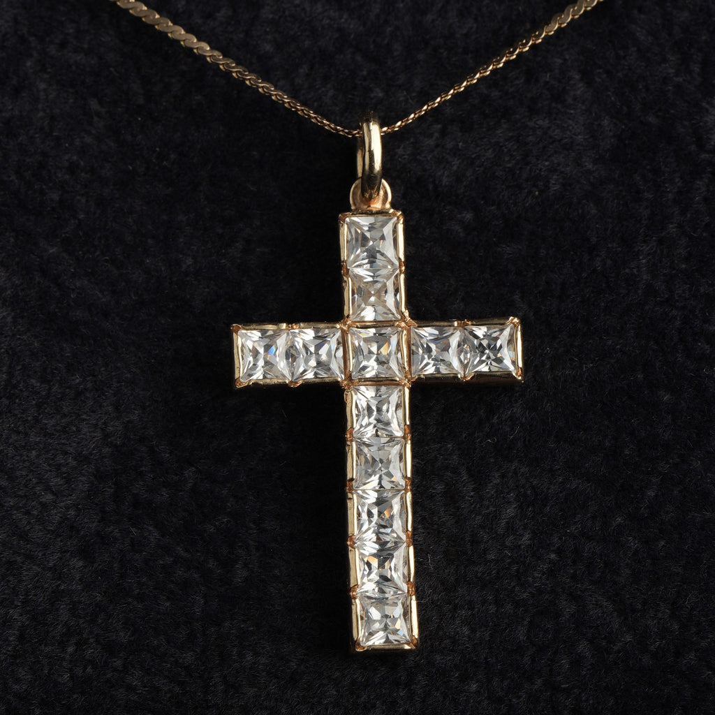9ct gold cubic zirconia cross pendant, Birmingham hallmarked (display chain not included)