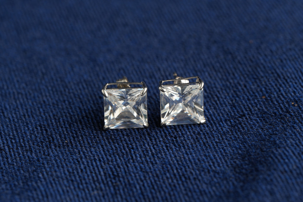 9ct white gold princess cut cubic zirconia stud earrings, boxed