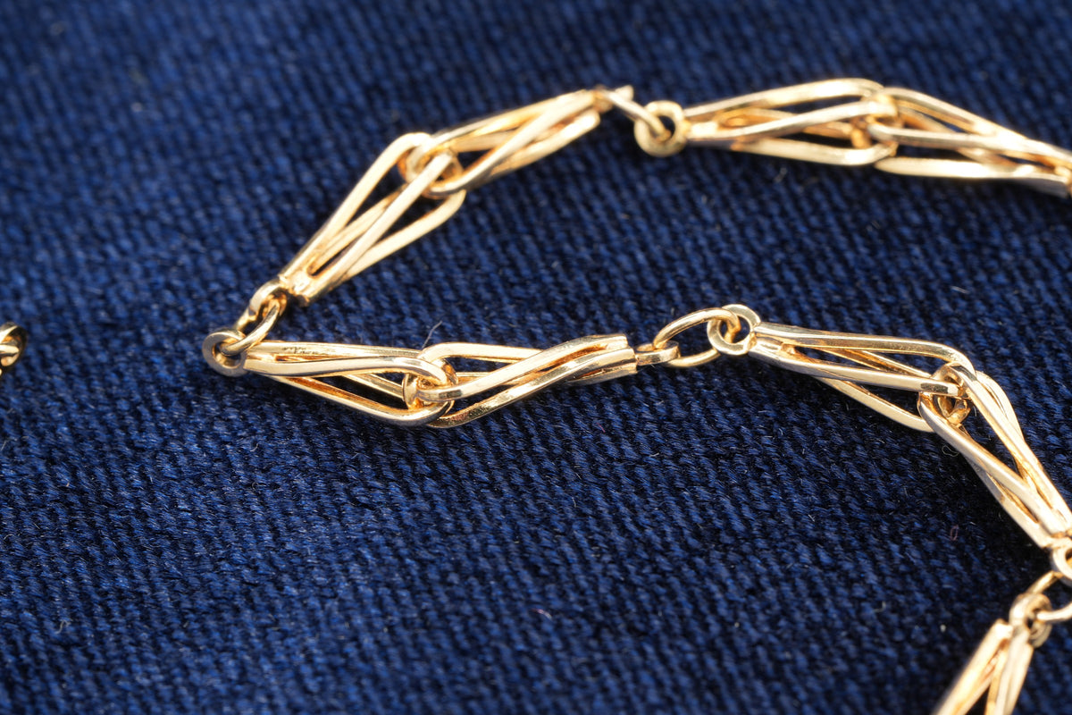 Solid 9ct gold Italian chain necklace, 51 cm, UK hallmarked