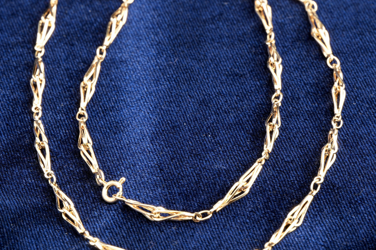 Solid 9ct gold Italian chain necklace, 51 cm, UK hallmarked