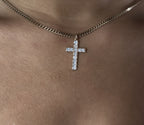 9ct gold cubic zirconia cross pendant, Birmingham hallmarked (display chain not included)