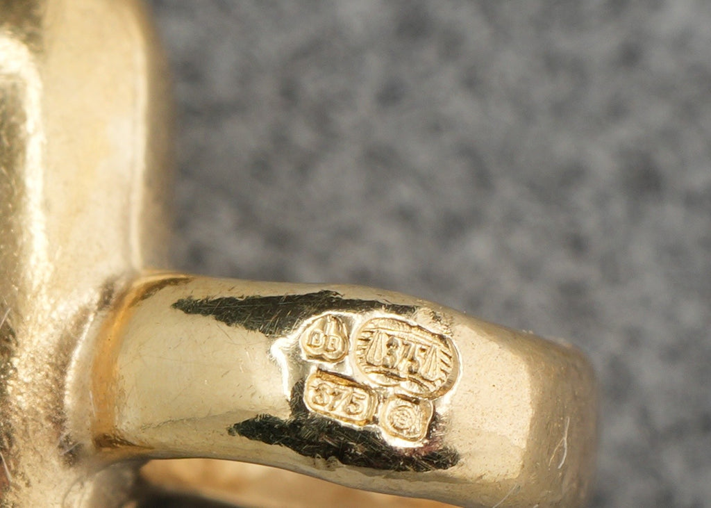 9ct yellow gold open mesh effect bracelet, Sheffield hallmarked