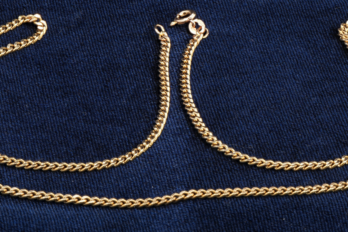 Solid 9ct gold curb chain necklace, 61 cm, UK hallmarked