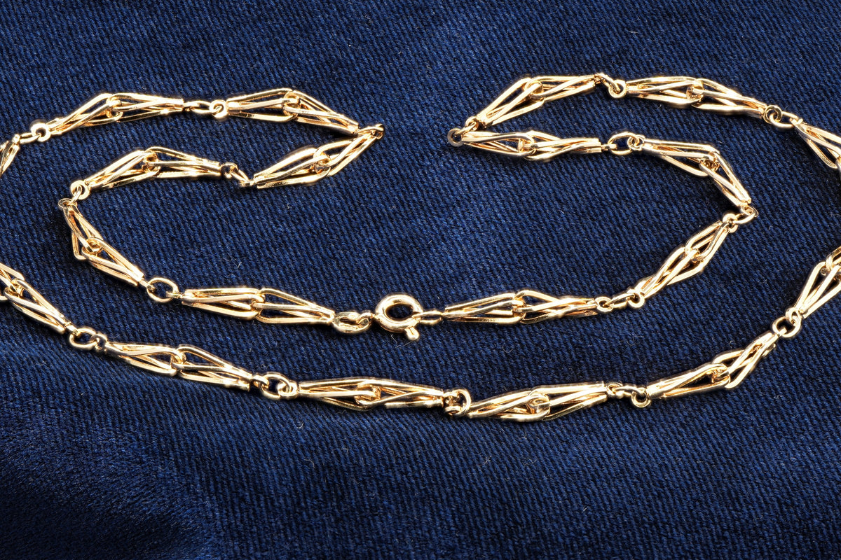 Solid 9ct gold Italian chain necklace, 51 cm, UK hallmarked