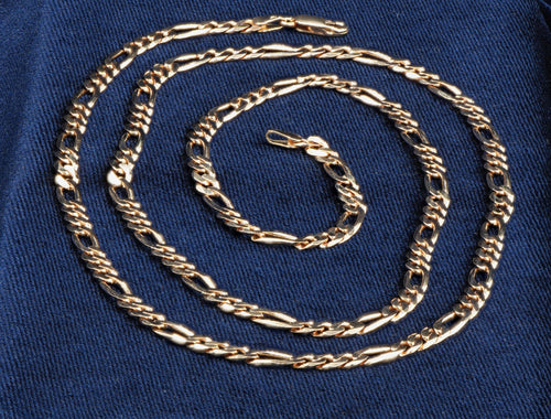Solid 9ct yellow gold figaro chain necklace, 30 inch, 21.74 g, hallmarked