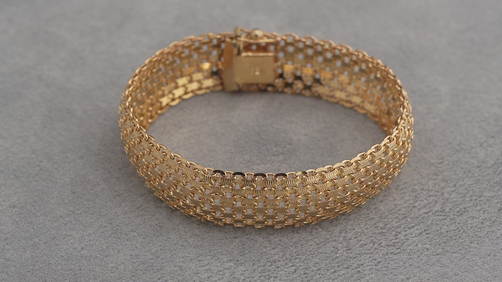 9ct yellow gold open mesh bracelet, 190mm