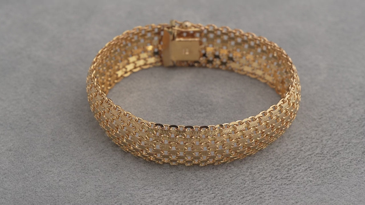 9ct yellow gold open mesh bracelet, 190mm